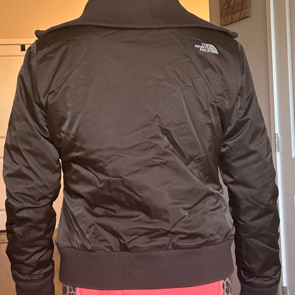 The North Face short women’s jacket - Picture 15 of 15